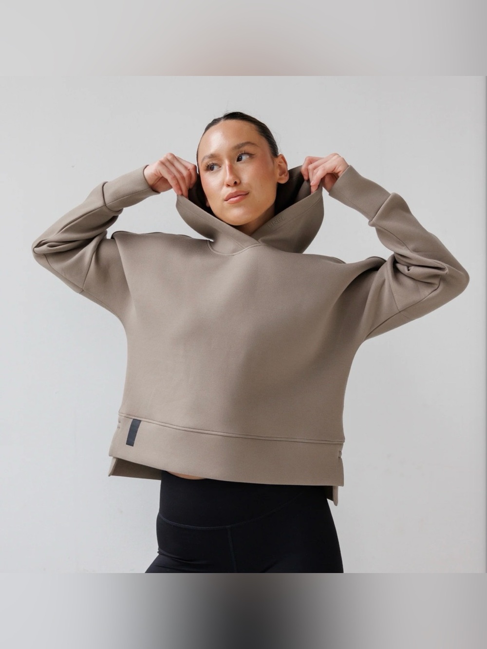 UNRL Women’s Luxbreak Oversized Hoodie, NWOT, Hazelnut, Size Medium